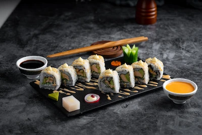 Salmon & Avocado Roll